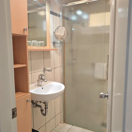 Club Excelsior Ii Appartement *